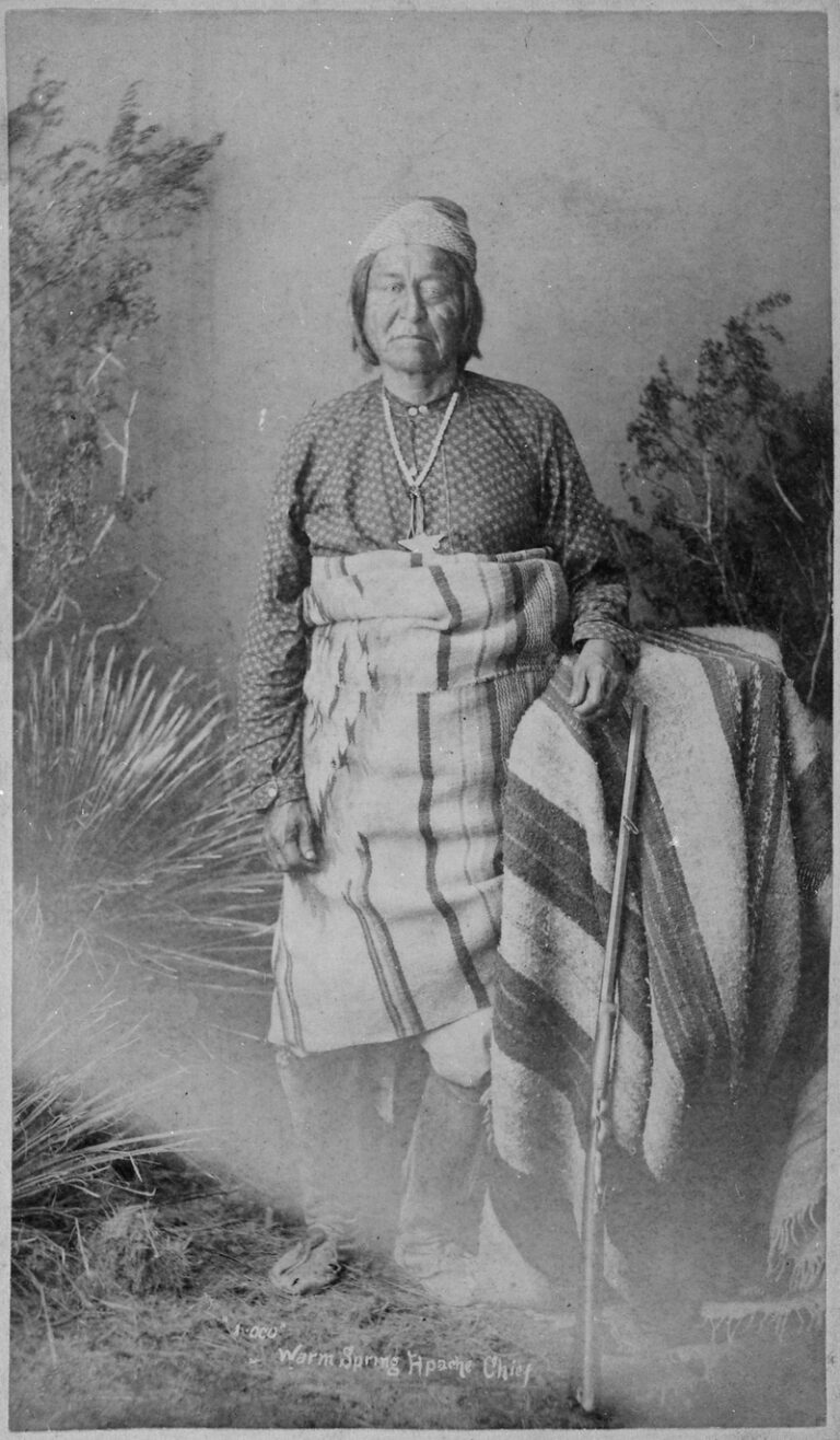 Geronimo (1829-1909), Sosok Simbol Perlawanan Indian Apache Yang ...